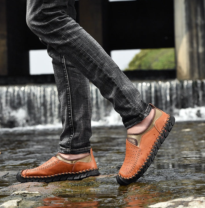 Breathable hiking shoes