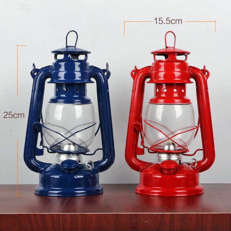 Retro Kerosene Lamp Iron Portable Lantern